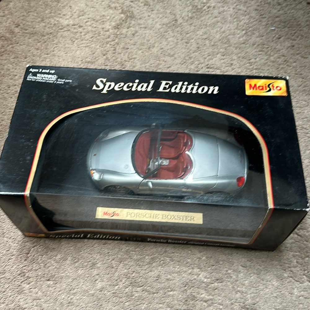 Special Edition PORSCHE BOXTER 1:18 by Maisto